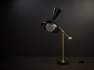 Molto Table Lamp (Natural Brass, Black)