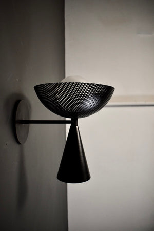 Molto Wall Sconce (Dark Bronze Enamel, Black)