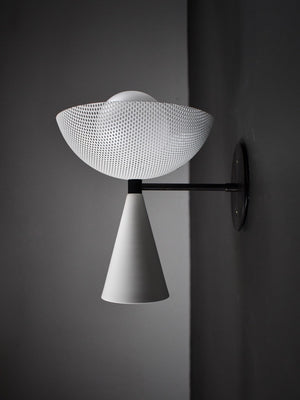 Molto Wall Sconce (Dark Bronze Enamel, Stark White)