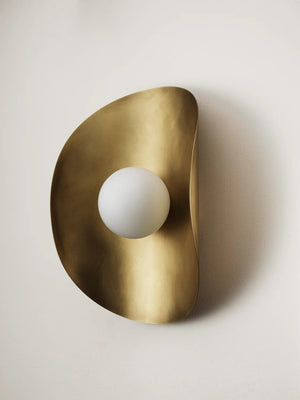Montera Wall Lamp (Natural Brass)