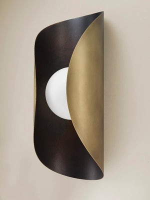 Perla (Natural Brass exterior, Dark Bronze enamel interior)