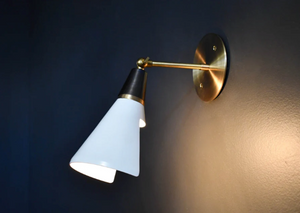 Petite Magari (Natural Brass, Dark Bronze Enamel, Perfect White)