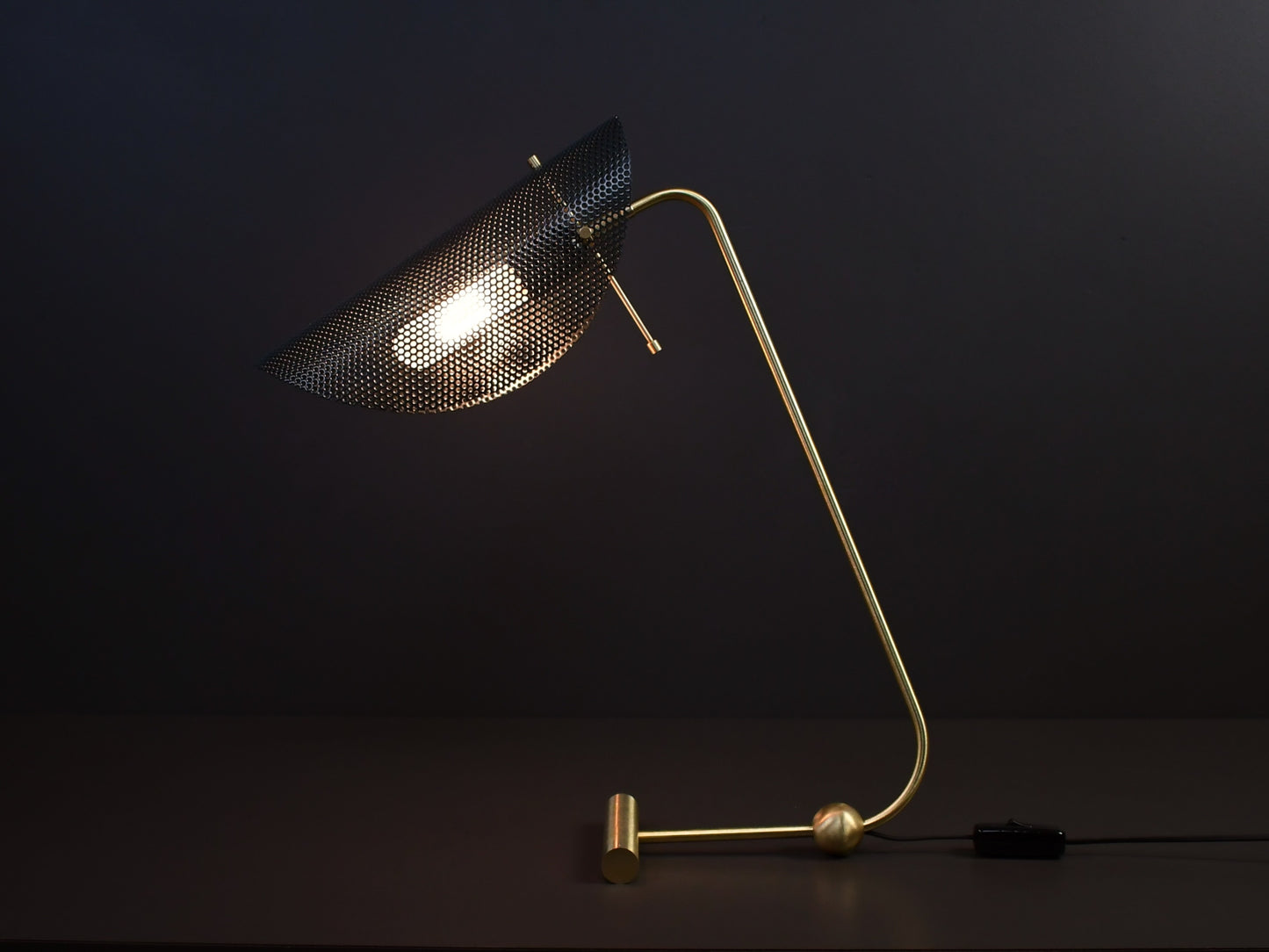 Tulle Table Lamp (Natural Brass, Black)
