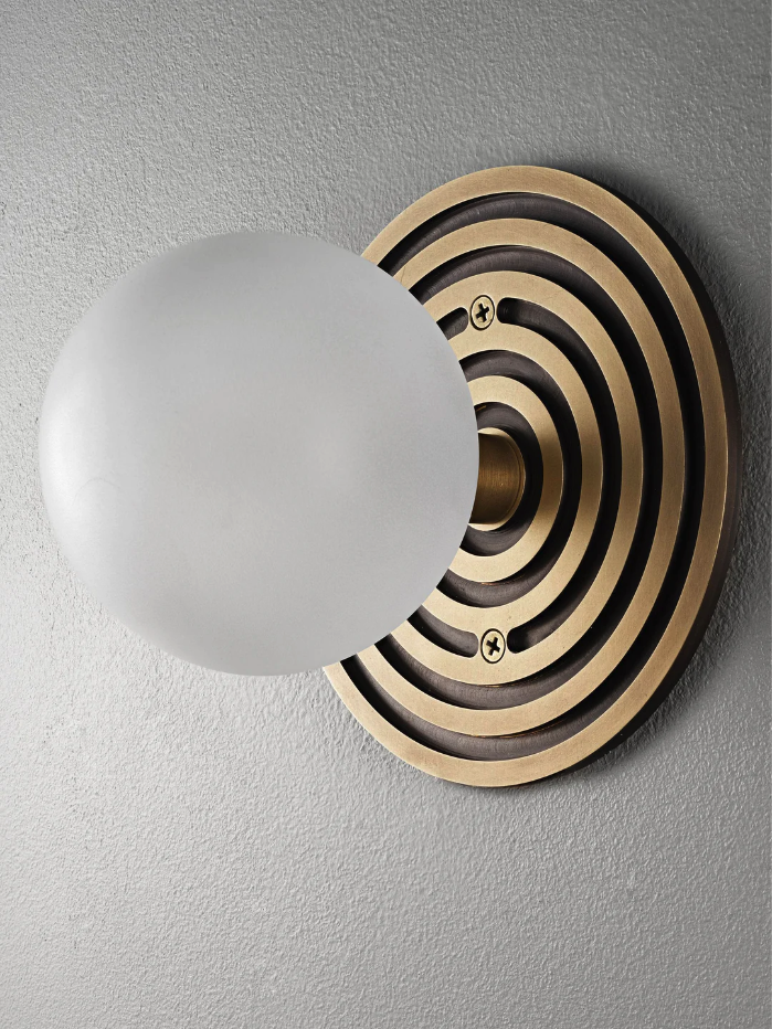 Mira Round (Natural Brass)