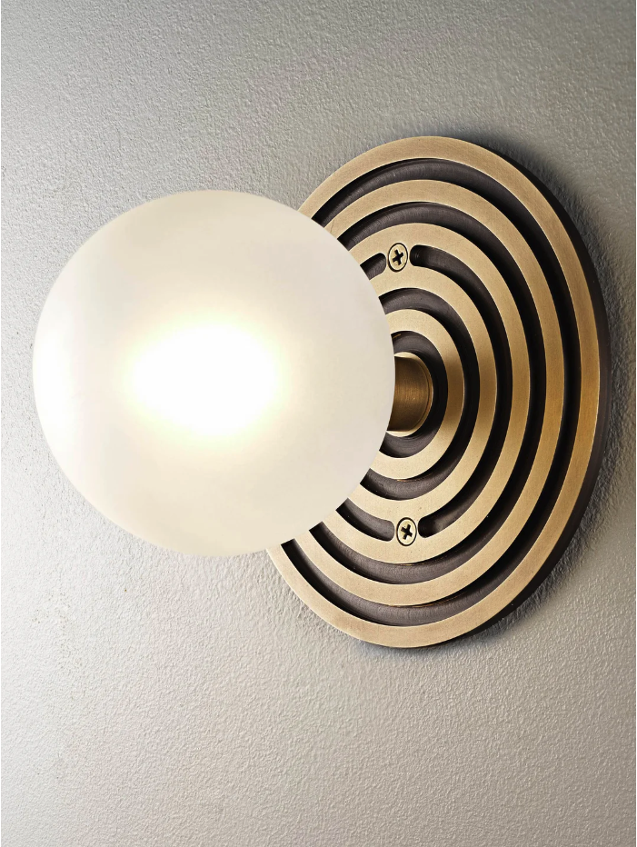 Mira Round (Natural Brass)