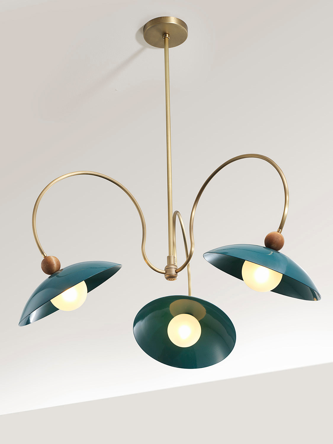 Primrose (Natural Brass Denmark, Walnut)