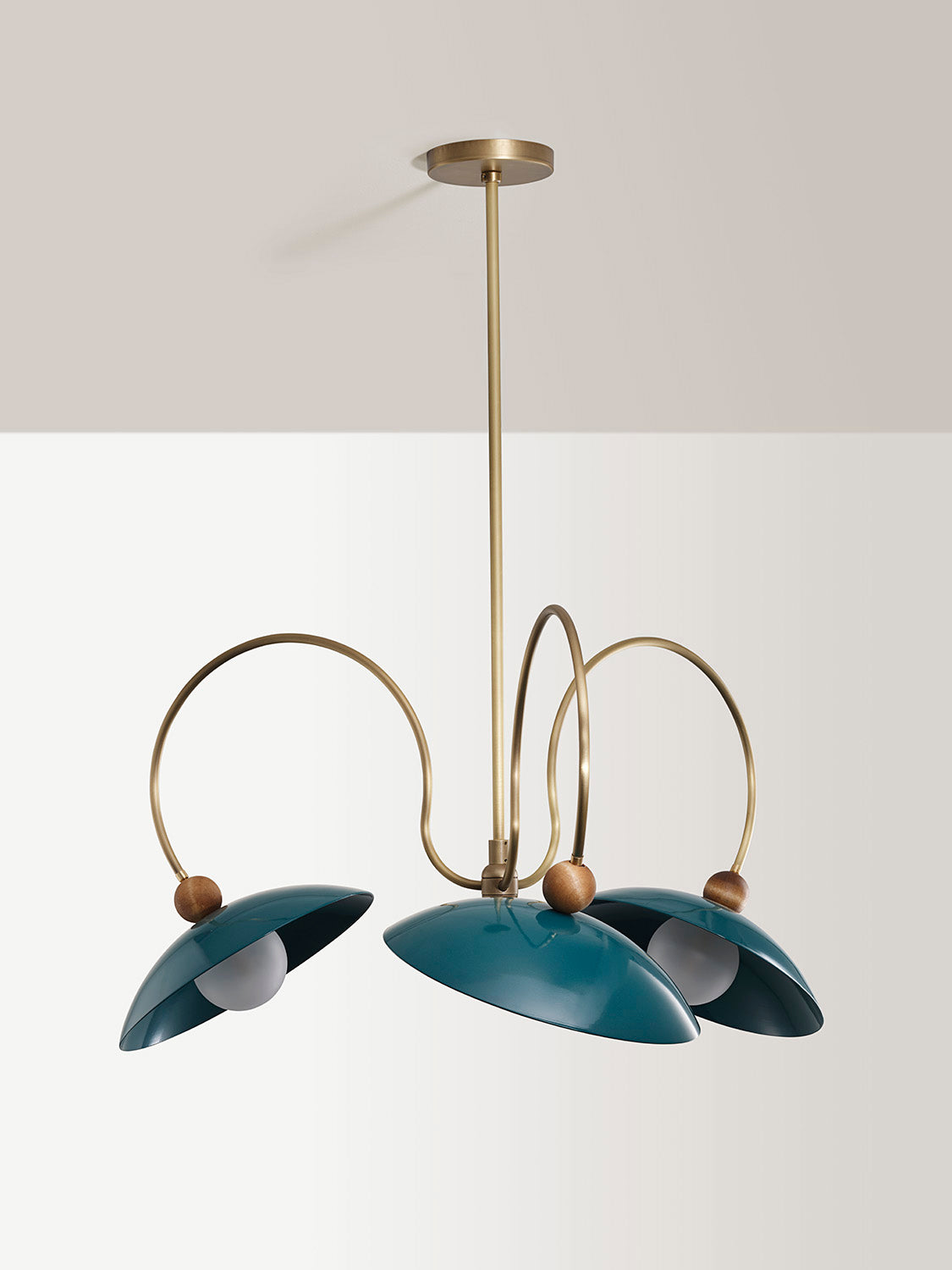 Primrose (Natural Brass Denmark, Walnut)