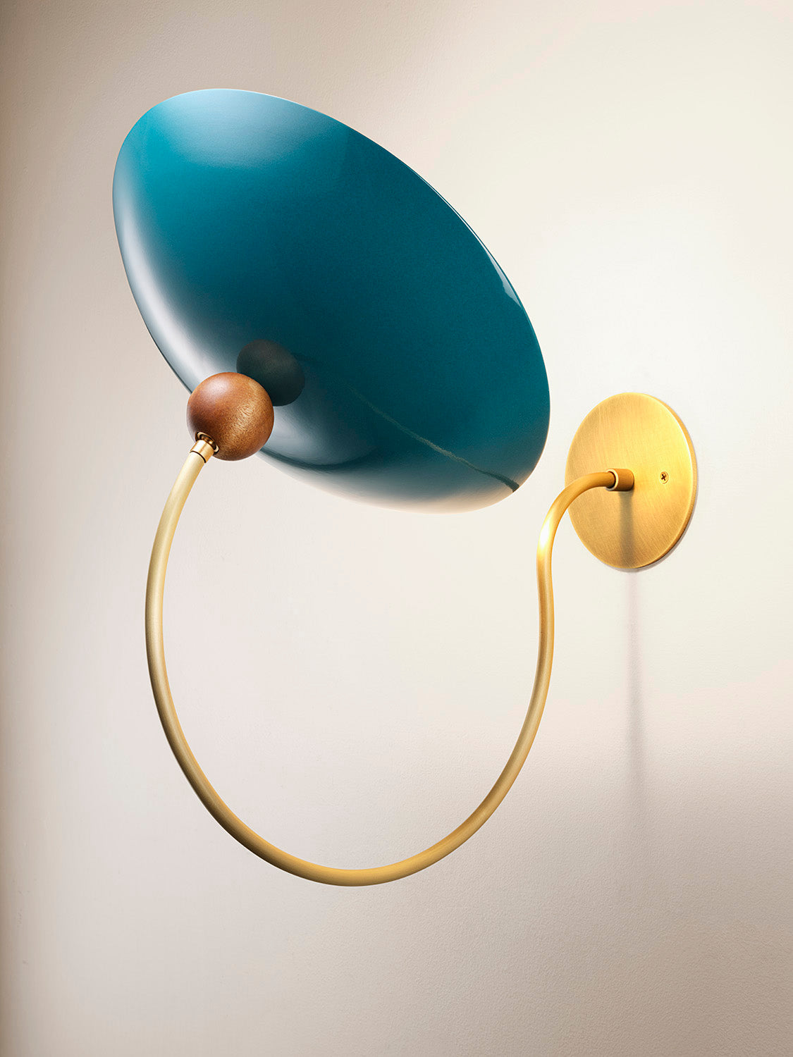 innia (Natural Brass, Denmark, Walnut)